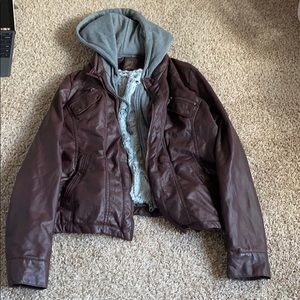 This is a cute leather jacket